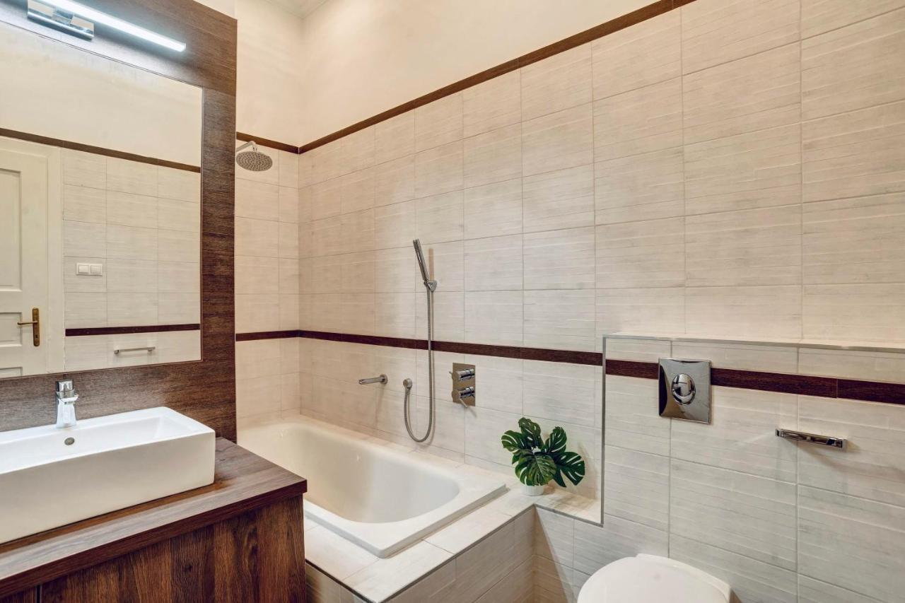 Inn The Downtown Budapest Luaran gambar